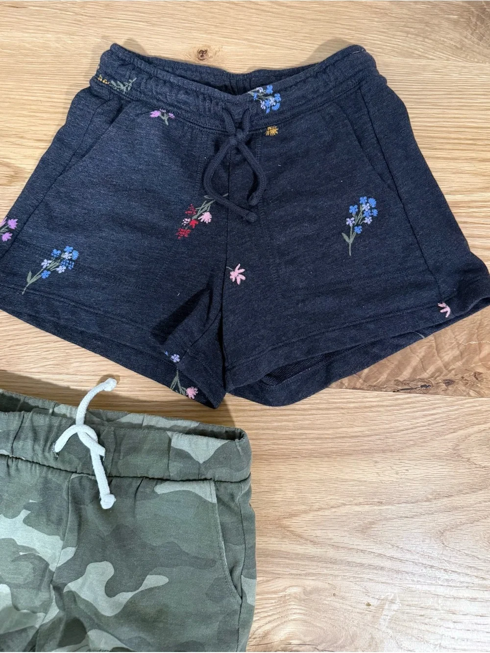 Old Navy Girls SZ 5-3-Pack Cotton Comfy Shorts - Floral, Neon Yellow, Olive Camo